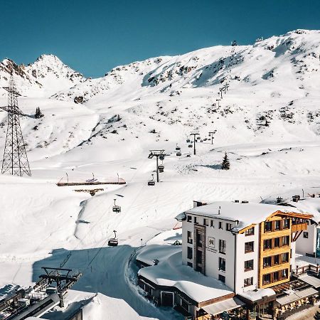 Hotel Maiensee سانت كريستوف ام ايه المظهر الخارجي الصورة